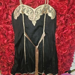 Marineblu Women's Elegant Black and Gold Mini Dress With Satin Accents Sz Large